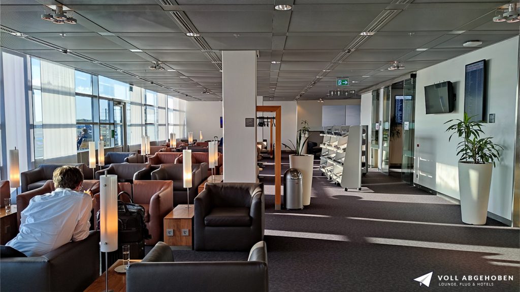 Lufthansa Hamburg Senator Lounge Innenbereich